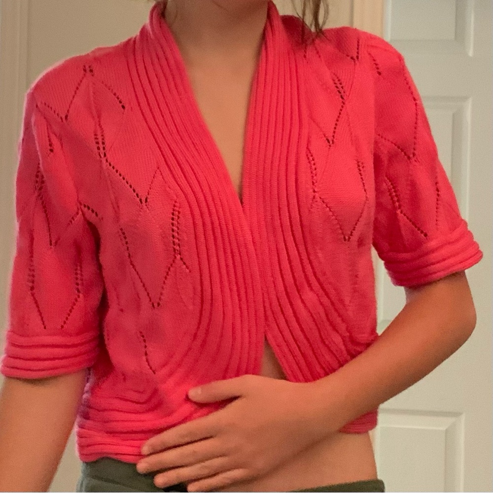 OLSEN fascia pink woman’s cardigan/bolero knit.  Size Small.